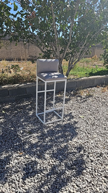 صندلی مدرن فلزی S110